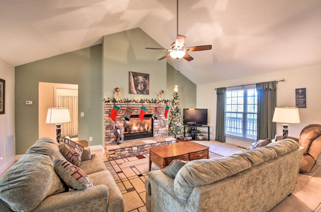 Blairsville Home With Deck And Stunning Mountain Views Hood Exterior foto